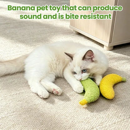 Sisal Banana Interactive Cat Toy - Compact 40g Chew and Scratch Toy for Indoor Play (Yellow/Green)