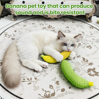 Sisal Banana Interactive Cat Toy - Compact 40g Chew and Scratch Toy for Indoor Play (Yellow/Green)